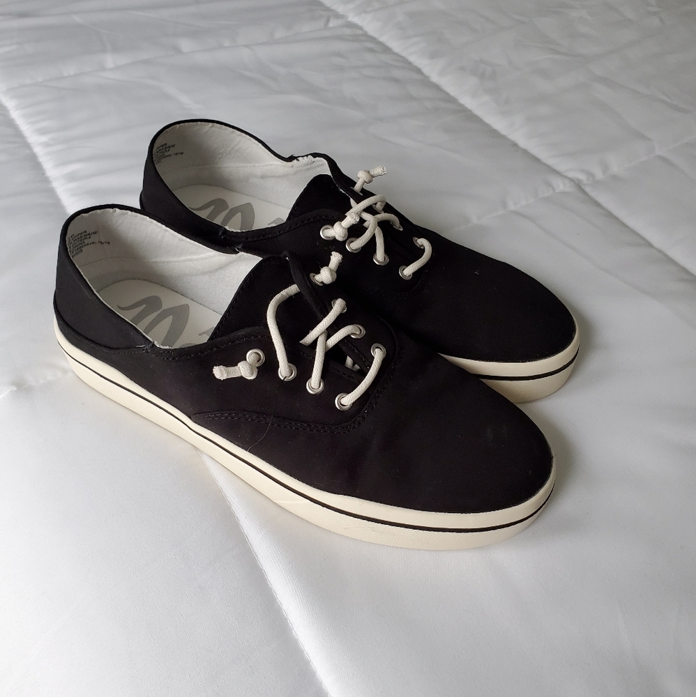 Mad Love canvas shoes, size 10 NWOT